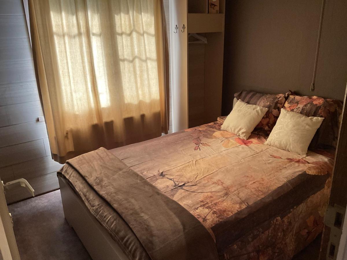 Le Chalet Achouffe Villa Wibrin Esterno foto